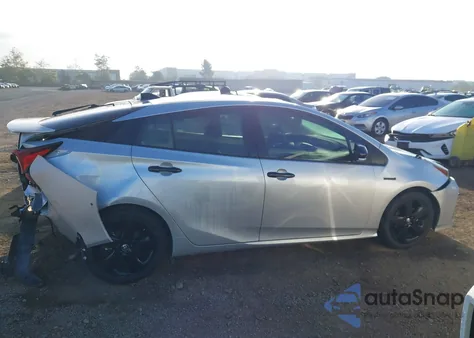2022 Toyota Prius Nightshade Edition z USA, uszkodzony, nr VIN JTDKAMFU2N3168994